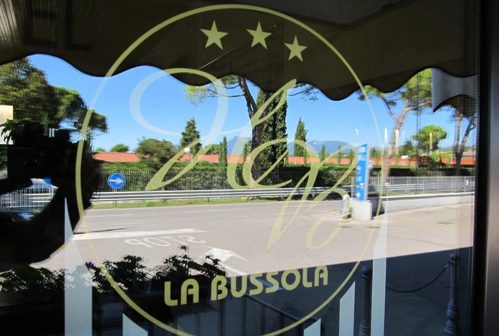 Hotel La Bussola パデンゲ・スル・ガルダ イタリア