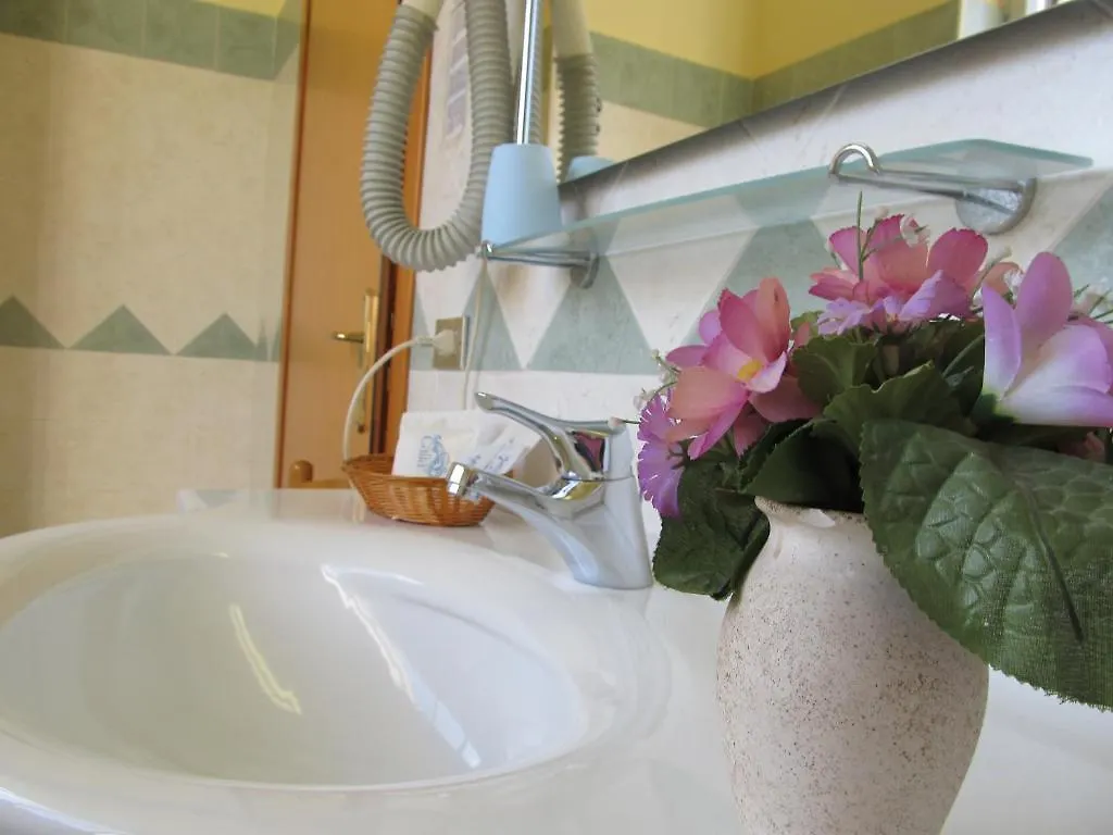 Hotel La Bussola Padenghe sul Garda Italien