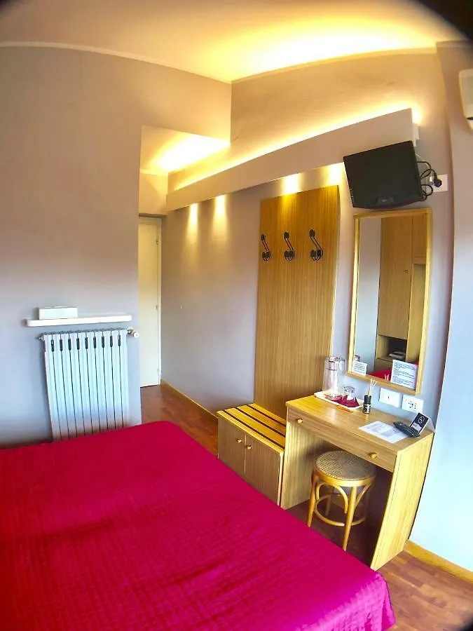 Hotel La Bussola Padenghe sul Garda Italien