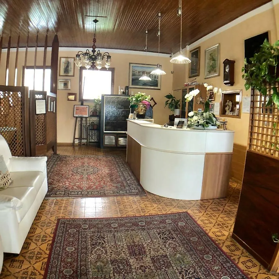 Hotel La Bussola Padenghe sul Garda